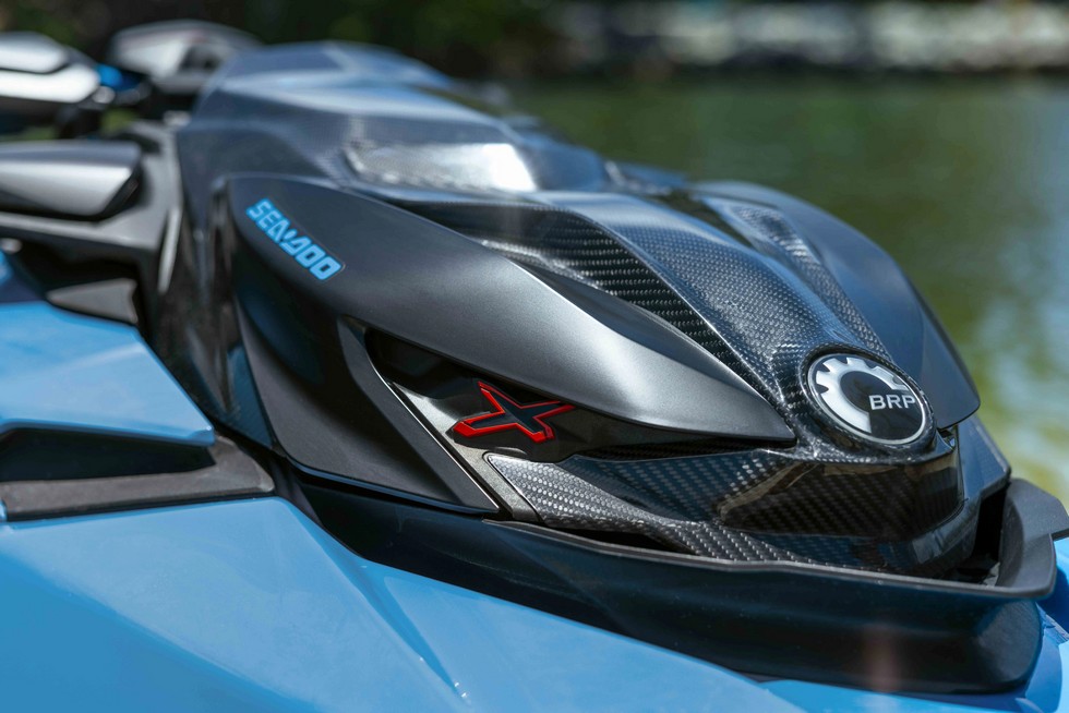 вигляд гідроциклу 2027 Sea-Doo RXP-X 350